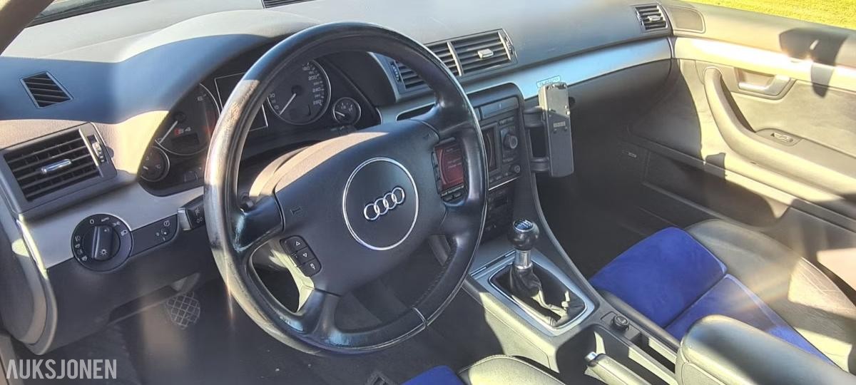 2004 Audi S4 4.2 V8 344HK QUATTRO MANUELL LAV KMSTAND ORIGINAL BIL